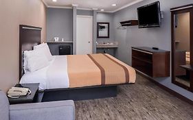 Laguna Inn And Suites